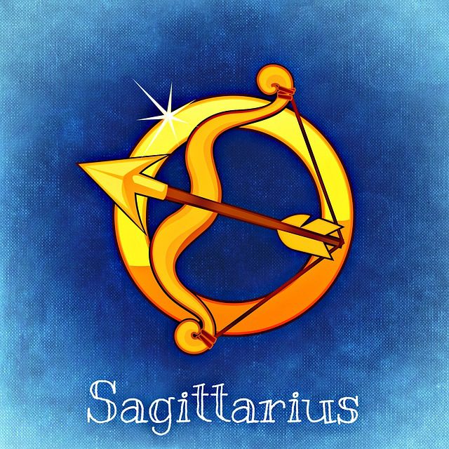लहसुनिया lehsunia lahsuniya Cat's Eye for Sagittarius धनु 